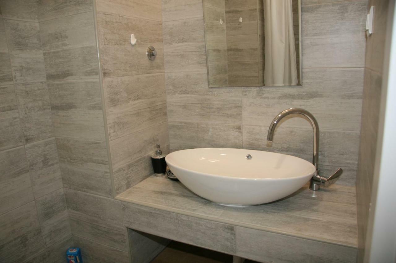 Stylish Apartment In City Center Pula Ngoại thất bức ảnh